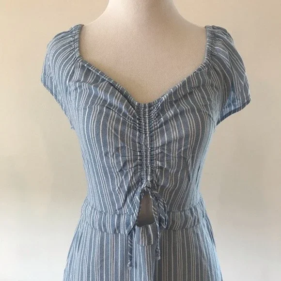 Aeropostale Blue and White Striped Keyhole Smocked Mini Dress - Size Large - Picture 4 of 13